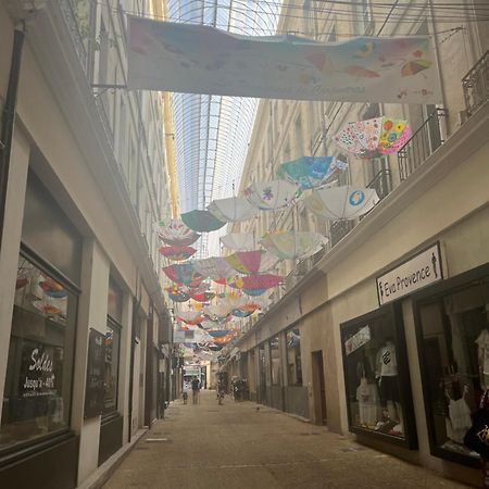 Bel Appartement En Plein Coeur De Carpentras Ngoại thất bức ảnh