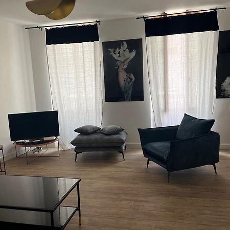 Bel Appartement En Plein Coeur De Carpentras Ngoại thất bức ảnh